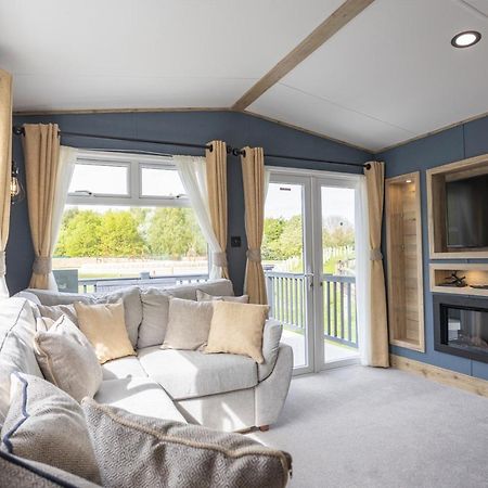 Sandy Balls Holiday Village Fordingbridge Exterior foto