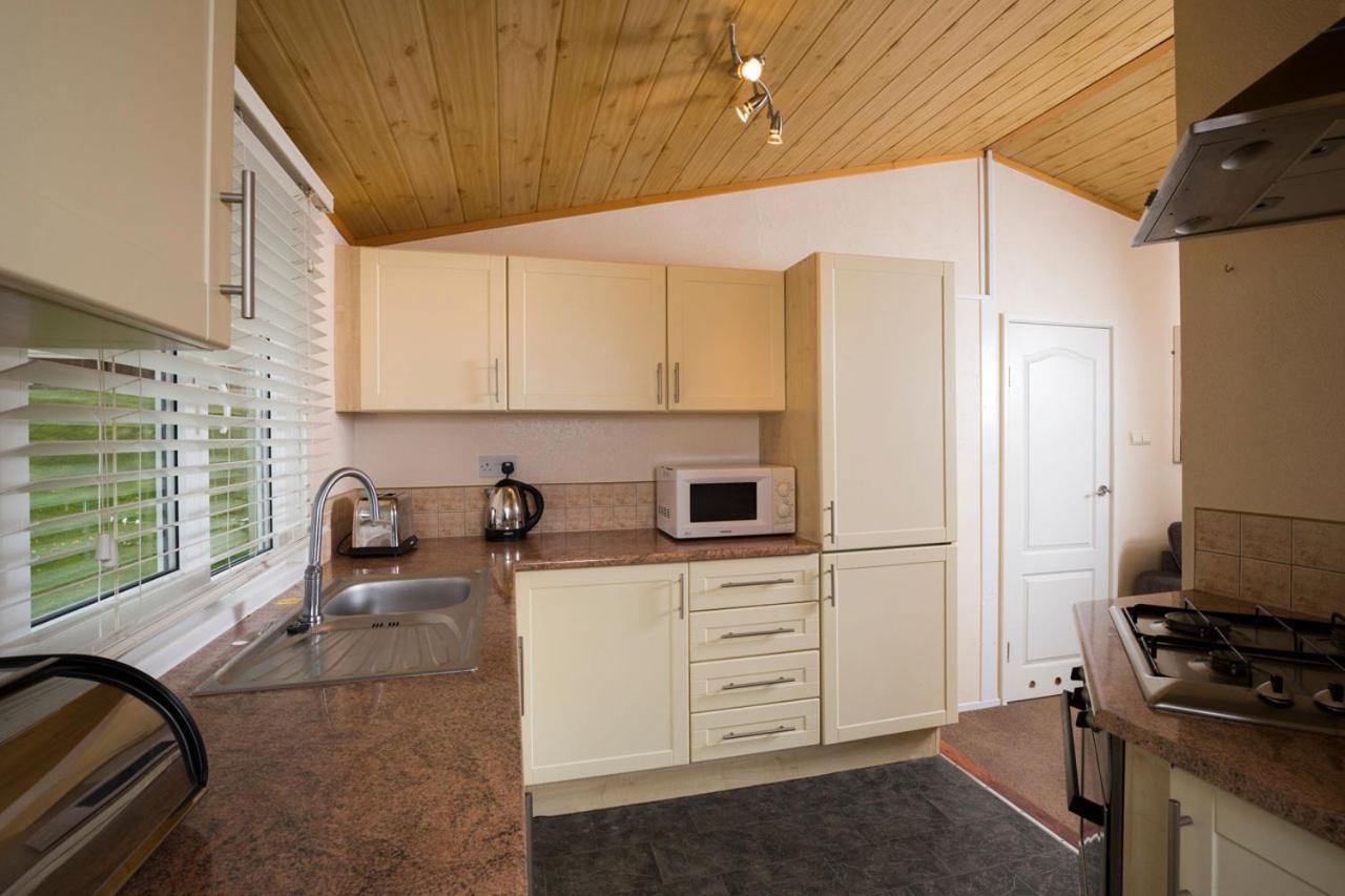 Sandy Balls Holiday Village Fordingbridge Exterior foto