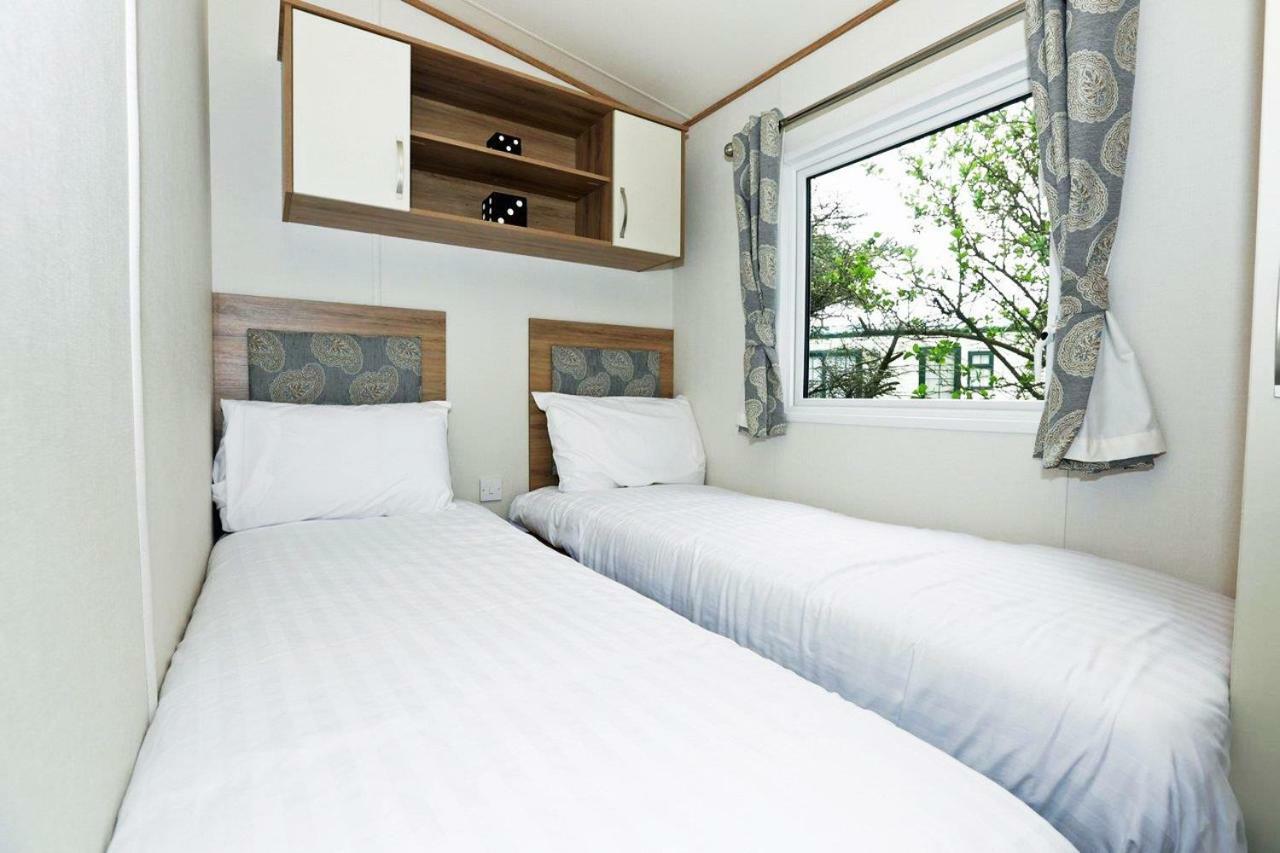 Sandy Balls Holiday Village Fordingbridge Exterior foto