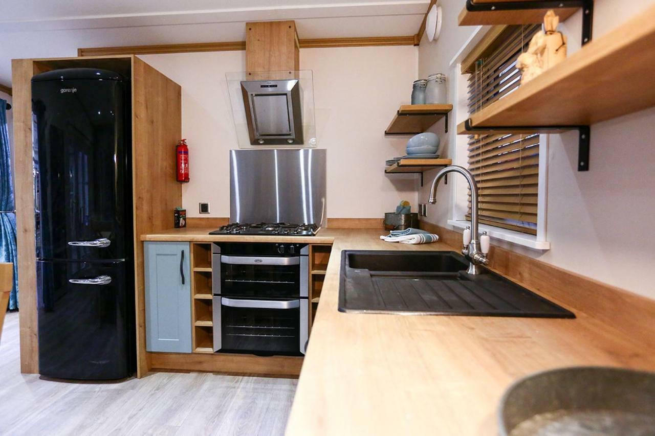 Sandy Balls Holiday Village Fordingbridge Exterior foto